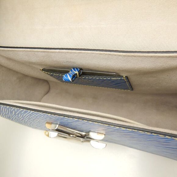 LOUIS VUITTON Blue Leather Shoulder Bag - Picture 8 of 10